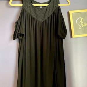 Torrid cold shoulder black blouse